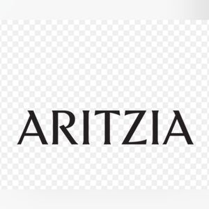 Aritzia Bundle Including 5 Items - XS
